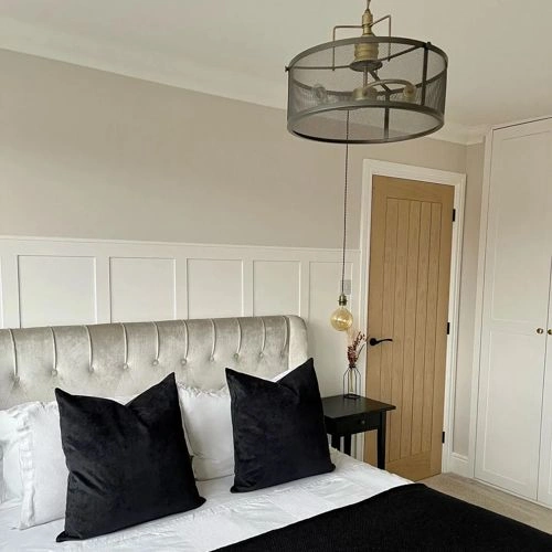 Photo of color Dulux null Nutmeg White