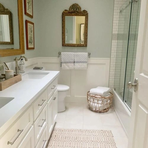 Photo of color Sherwin Williams SW 6204 Sea Salt