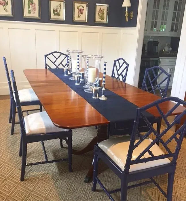Benjamin Moore Stunning painted furniture color