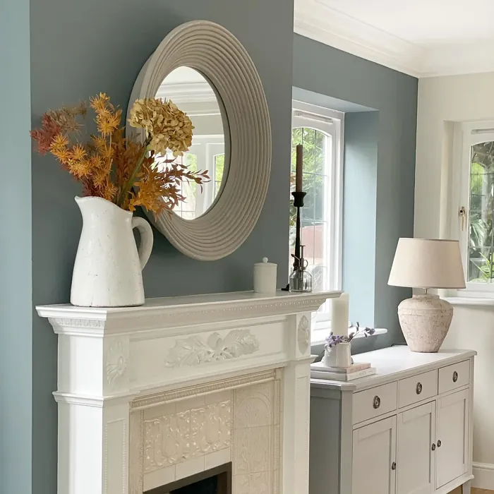 Farrow and Ball De Nimes living room 