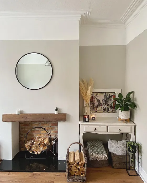Dulux Egyptian Cotton living room 
