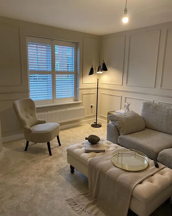 Dulux Egyptian Cotton living room color