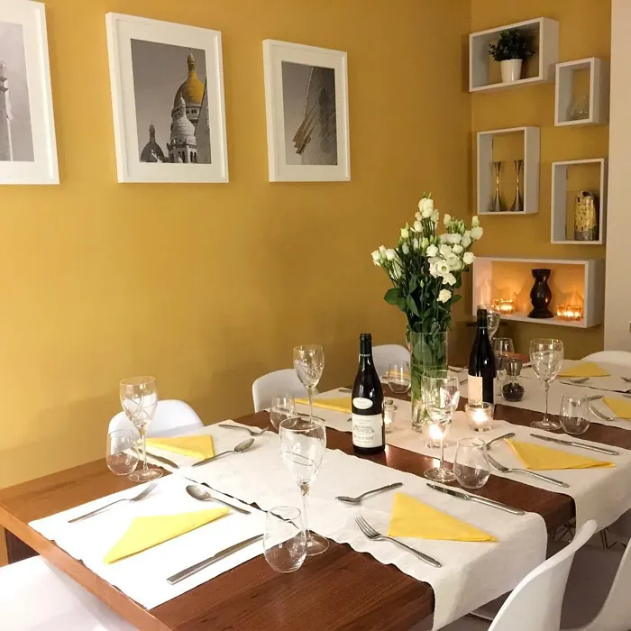 Farrow and Ball Sudbury Yellow dining room 