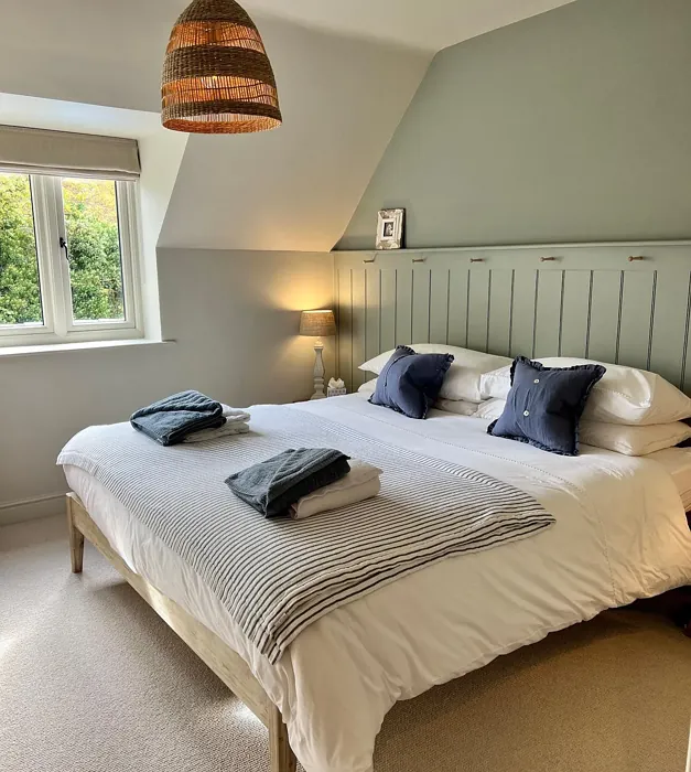 Farrow and Ball Pigeon bedroom 