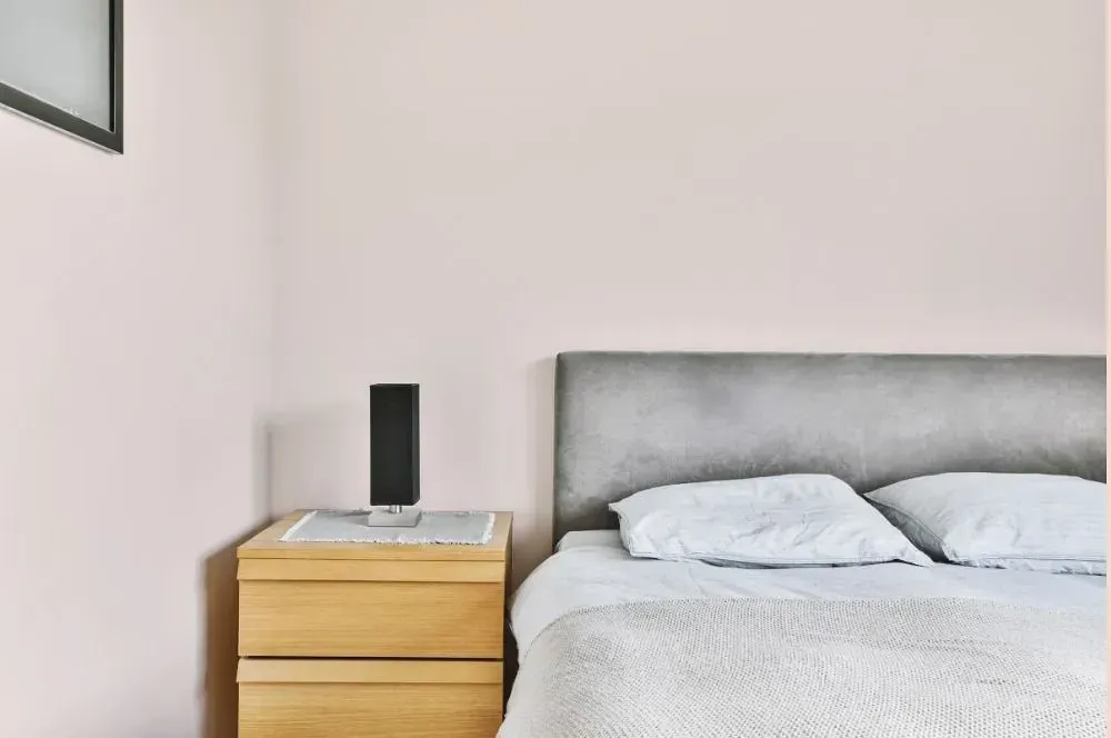 NCS S 0505-Y90R minimalist bedroom
